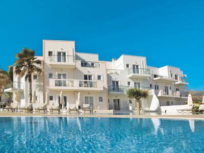 Akrogiali Beach Hotel