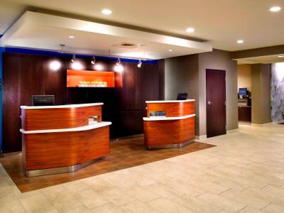 Courtyard Columbus Airport