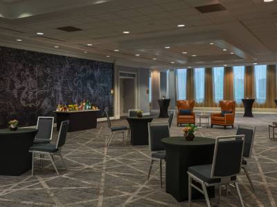 Renaissance Columbus