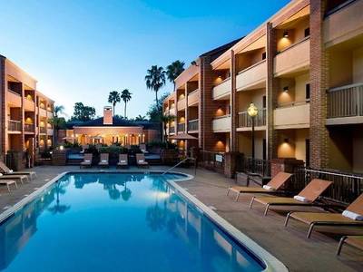 Courtyard Fort Lauderdale Plantation