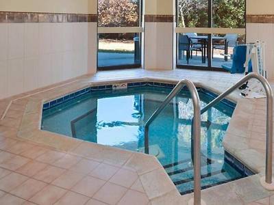 Courtyard Milwaukee North/Brown Deer