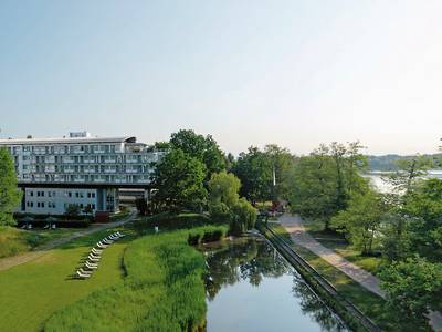 Kongresshotel Potsdam am Templiner See