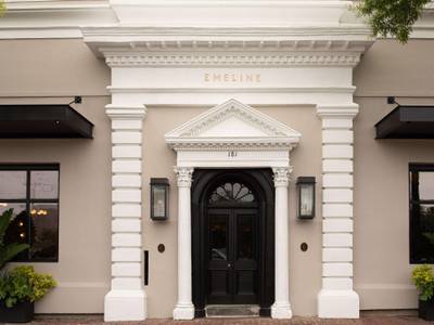 DoubleTree by Hilton Hotel & Suites Charleston