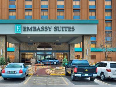 Embassy Suites by Hilton Denver Stapleton