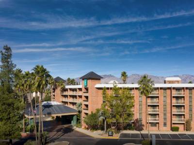 DoubleTree Suites by Hilton Tucson Airport