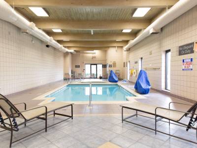 Holiday Inn Hotel & Suites Farmington Hills