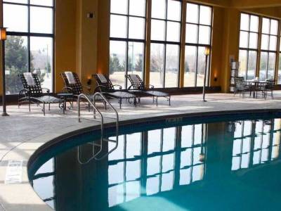 Holiday Inn Pewaukee Milwaukee West