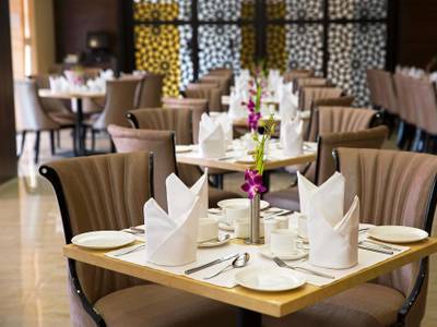 Golden Tulip Suites Gurgaon