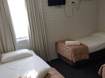 Centrepoint Motor Inn