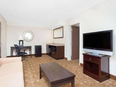 Baymont Inn & Suites Augusta West