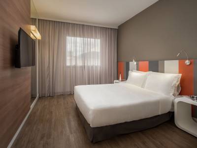 Hotel Intercity Bauru & Voce