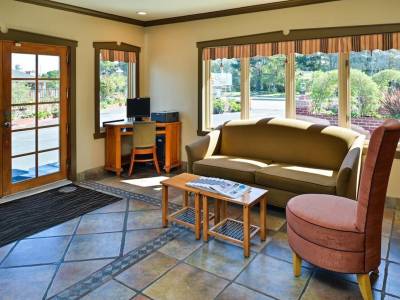 Comfort Inn Monterey by the Sea