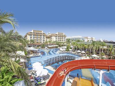 Crystal Family Resort