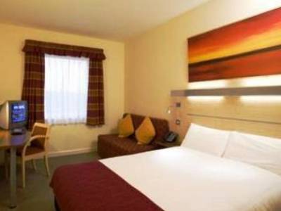 Holiday Inn Express Dublin Airport