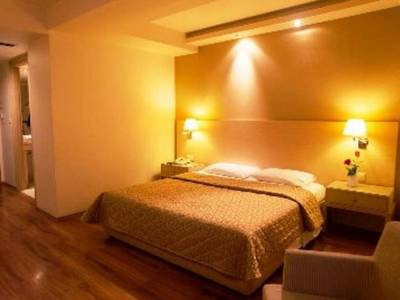 Davitel The Tobacco Hotel