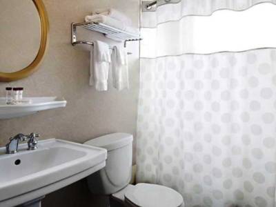 Ramada Limited Downtown Vancouver