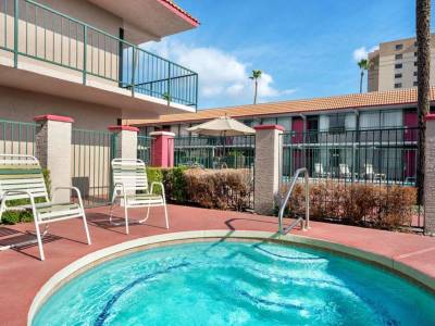 Ramada Mesa-Mezona Hotel