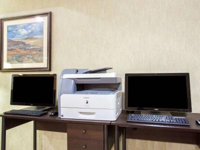 Hawthorn Suites by Wyndham Tempe