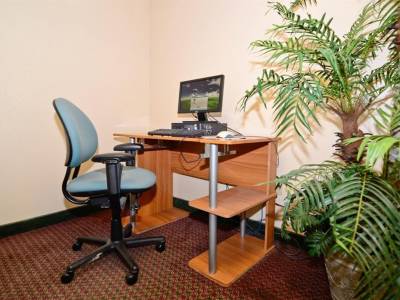 Americas Best Value Inn Louisville