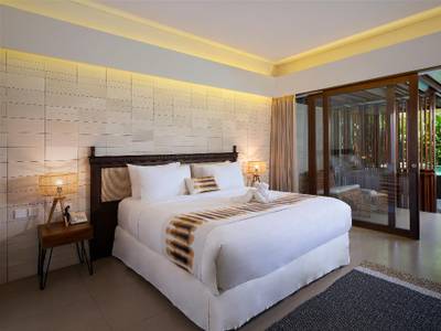 The KEMILAU Hotel & Villa