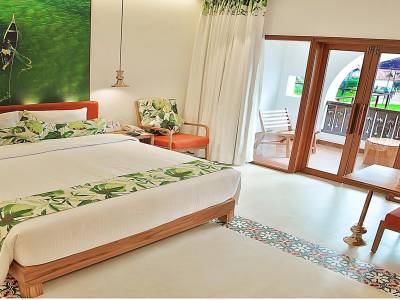 Estuary Sarovar Portico