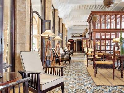 L´Heure Bleue Palais