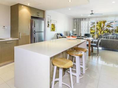 Island Views Palm Cove