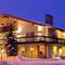 Mammoth Creek Inn