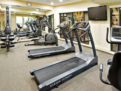 Holiday Inn Express & Suites Riverport