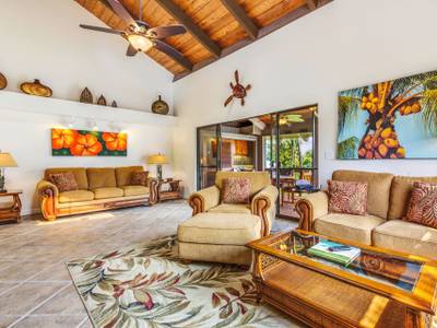 Kanaloa at Kona by Castle