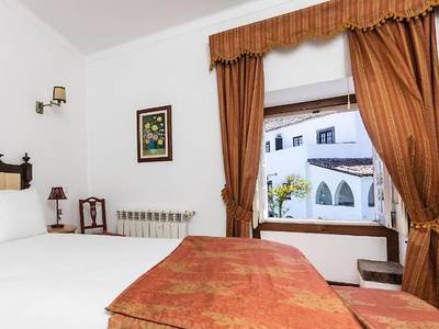 Casa de Sao Thiago d' Obidos