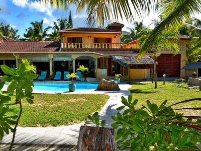 Castello Beach Hotel - Bild 1