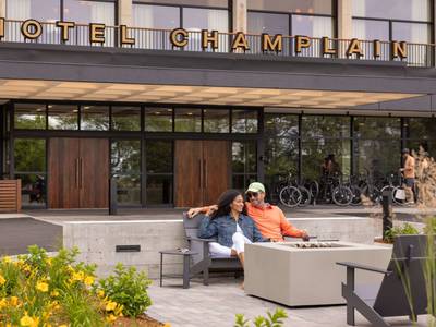 Hotel Champlain Burlington, Curio Collection by Hilton - Bild 1