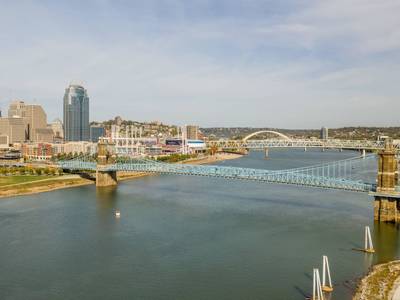 Cincinnati Marriott at RiverCenter - Bild 1