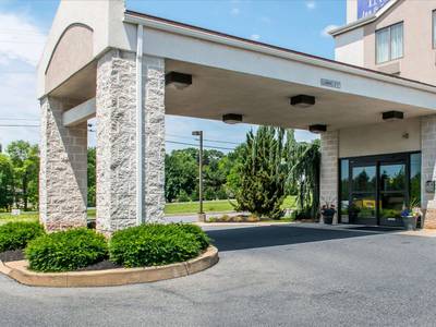 Sleep Inn & Suites of Lancaster County - Bild 1