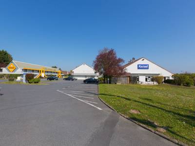 Premiere Classe Chantilly Sud - Luzarches - Bild 1