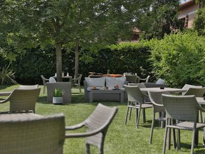 B&B HOTEL Remilia - Bild 1