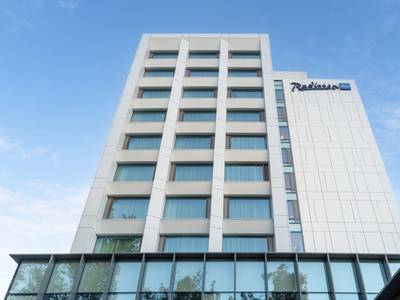 Radisson Blu Hotel, Cluj - Bild 1
