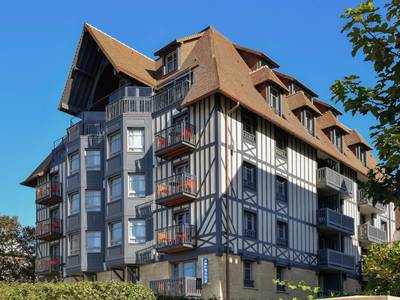 Novotel Deauville Plage - Bild 1