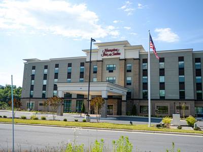 Hampton Inn & Suites Lenoir - Bild 1