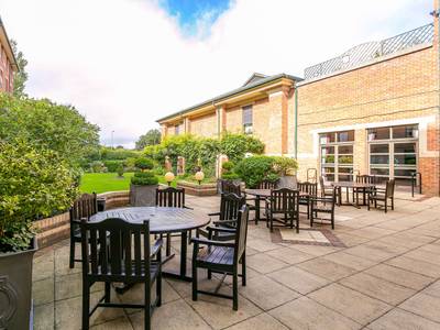 Clarion Cedar Court Bradford Hotel - Bild 1