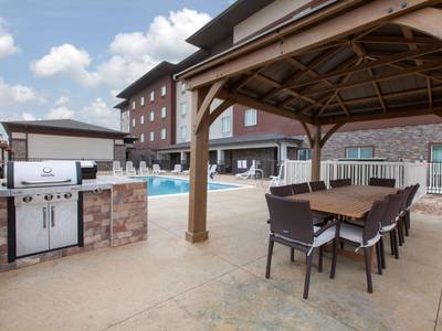 Hawthorn Extended Stay by Wyndham Odessa - Bild 1