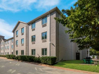 Quality Inn & Suites - Bild 1