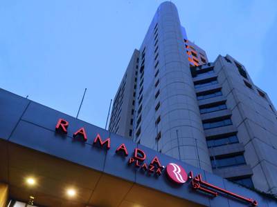 Ramada Plaza by Wyndham Beirut Raouche - Bild 1
