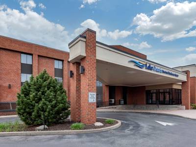 Best Western Plus Oswego Hotel and Conference Center - Bild 1