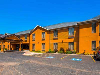 Best Western Dunkirk & Fredonia Inn - Bild 1