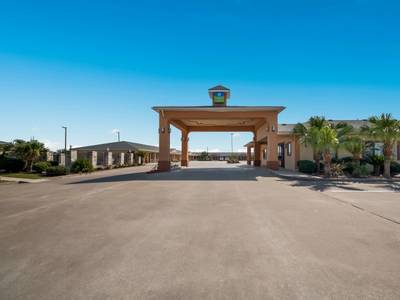 SureStay Hotel by Best Western Falfurrias - Bild 1