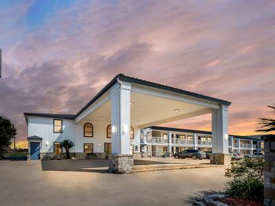 Best Western George West Executive Inn - Bild 1