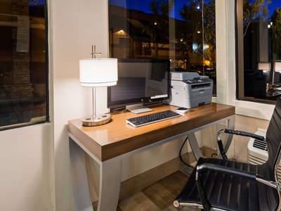 Best Western Plus Inn of Hayward - Bild 1