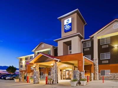 Best Western Firestone Inn & Suites - Bild 1